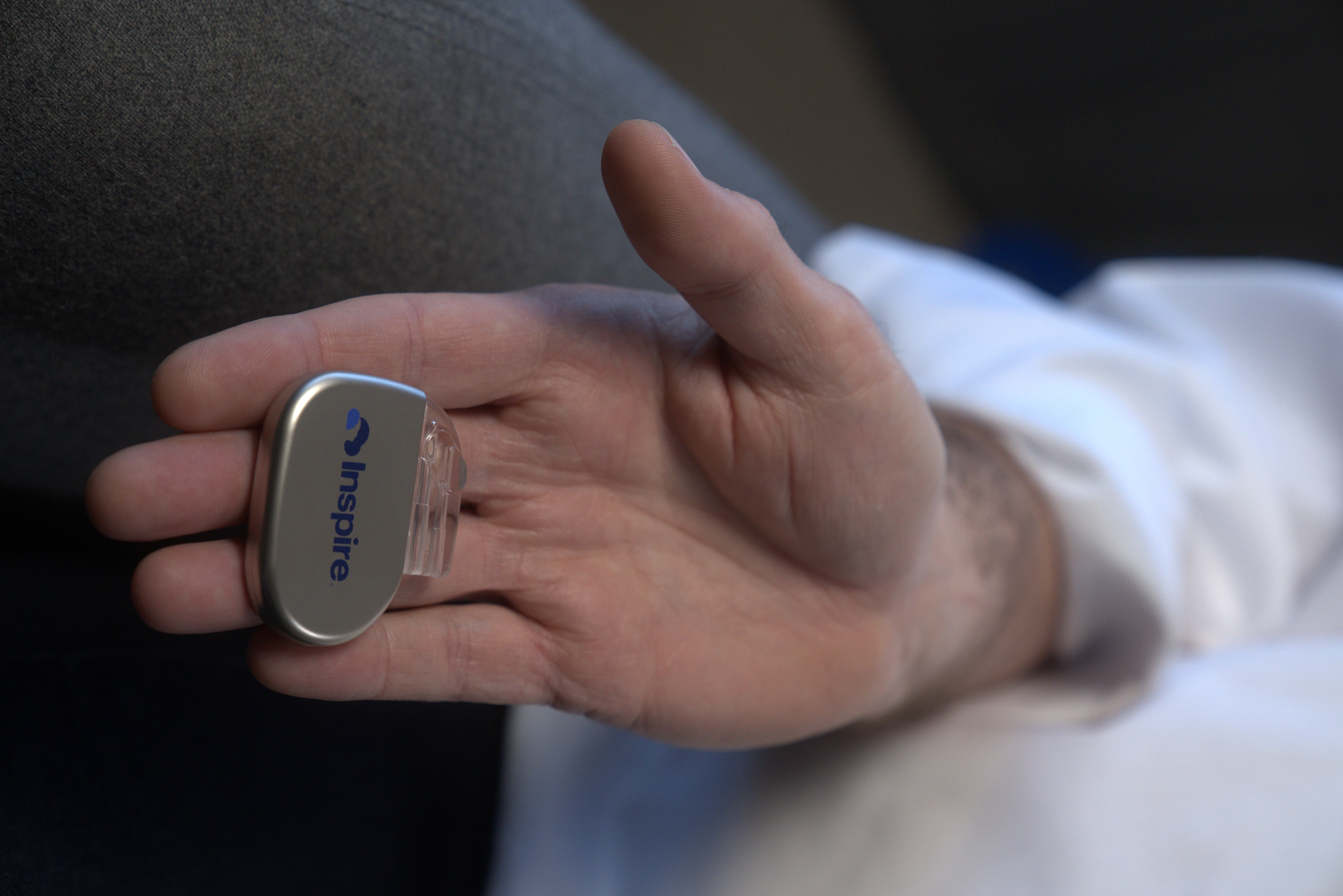 Hypoglossal nerve stimulation device