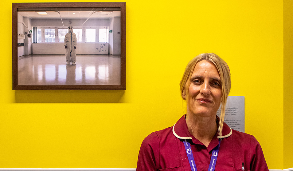 The photos on the wards were like therapy for me: Meet Hannah Grace Deller