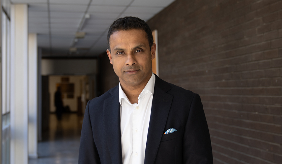 Portrait of Kshem Yapa, consultant plastic and reconstructive surgeon