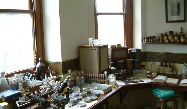 Alexander Fleming Laboratory Museum -- Alexander Fleming's laboratory today