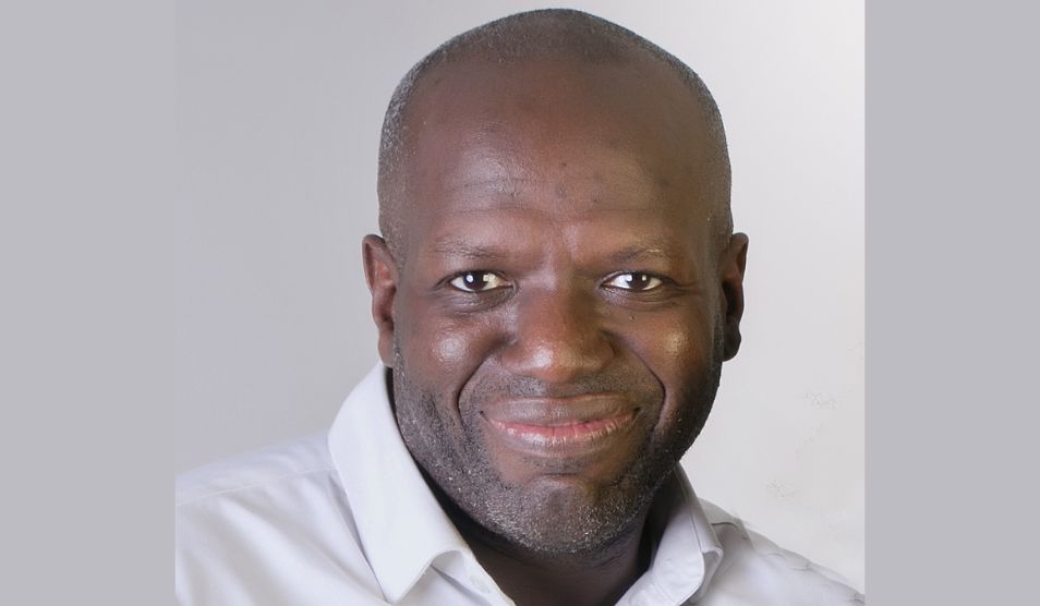 Portrait of Steven Okoli, consultant in red cell haematology.